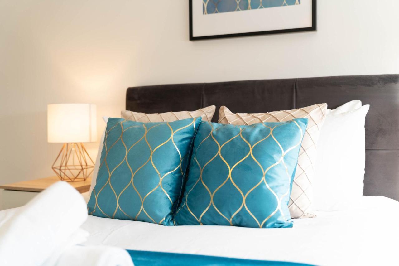 City Centre - Two Bedroom Apartment - Juliet Balcony - Secure Parking - Wifi - Smart Tv Birmingham Eksteriør bilde
